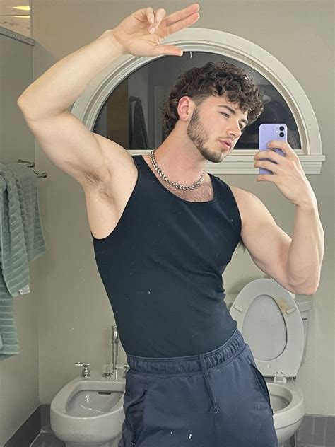 Looking really yummy yummy 🤤. 1. This Tweet was deleted by the Tweet author. Learn more. Joshbigosh. @ottersquatter. ·. May 20, 2021. Tittys finally coming in lmao.
